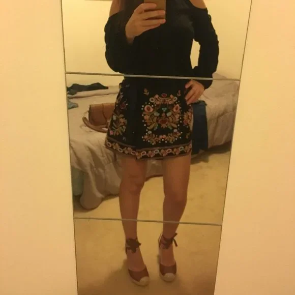 Stellino embroidered Skort size 6-10 - Picture 16 of 16